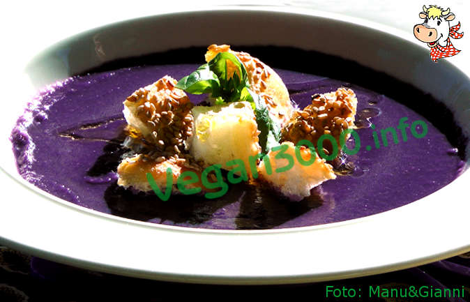 Foto numero 1 della ricetta Vellutata viola