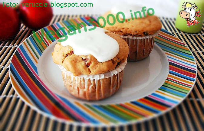 Foto numero 1 della ricetta Vegan muffins with the flavour of panettone