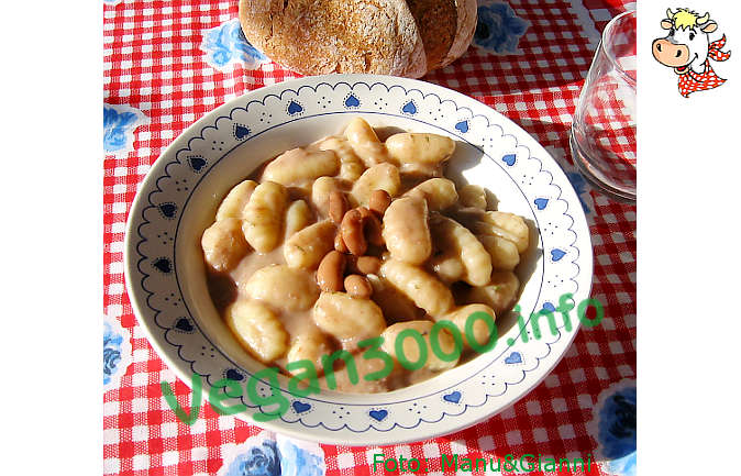 Foto numero 1 della ricetta Gnocchi con sughetto di fagioli borlotti